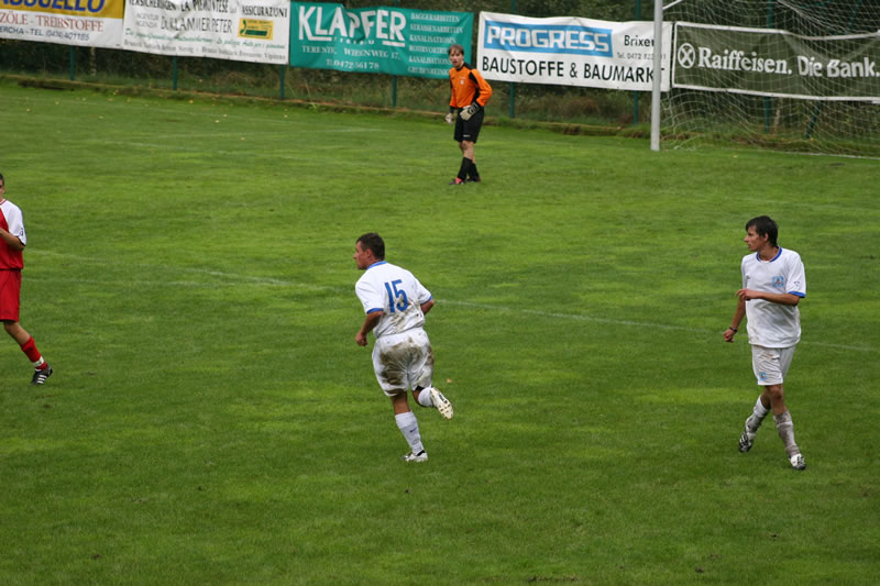 gal/Saison2008-2009- Pokal 1. Runde Hinspiel: Vintl - SV Reischach/2008-08-24 SVR gg. Vintl - Pokalhinspiel 275.jpg